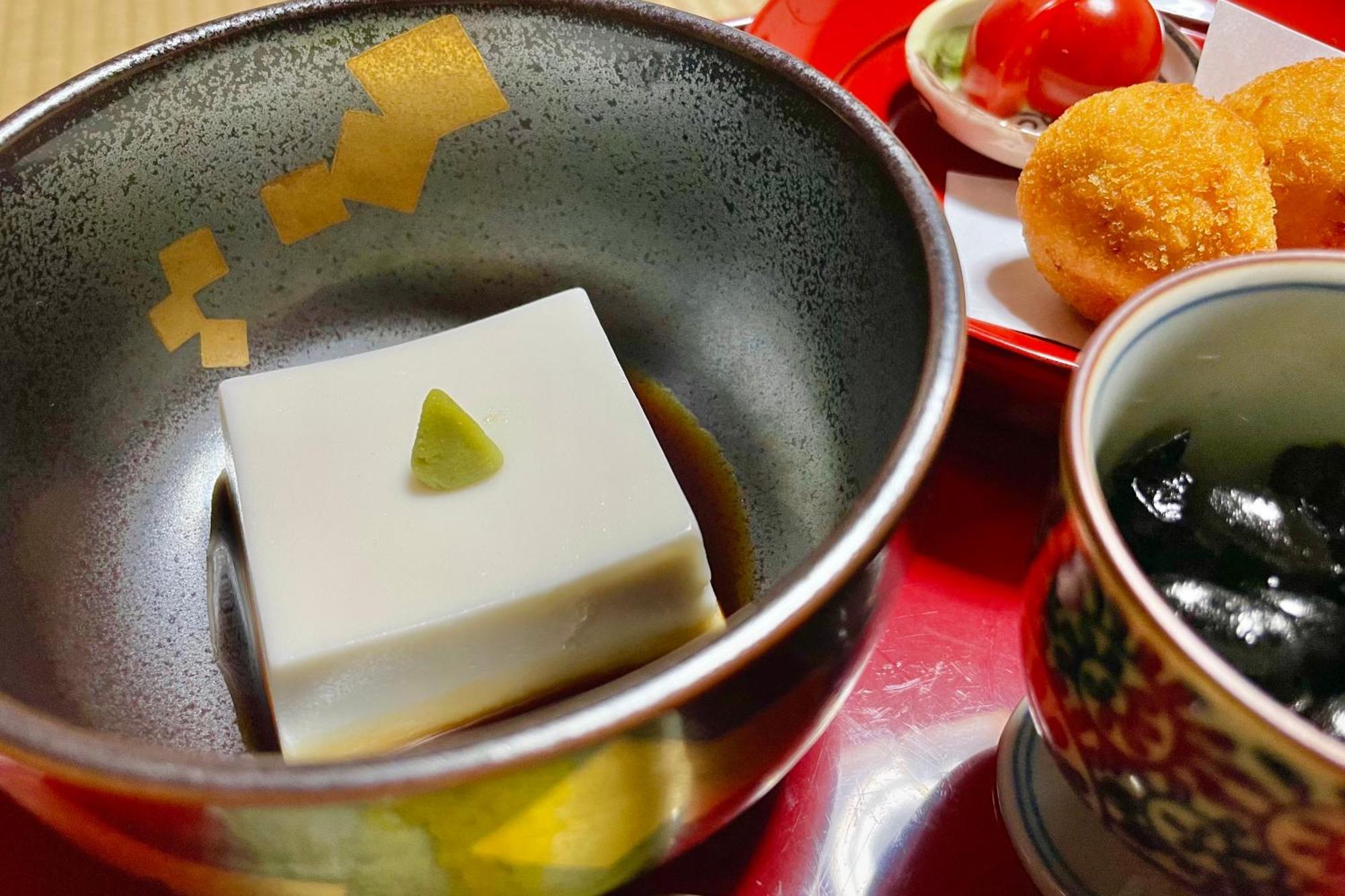 Koyasan Shukubo Yochiin Hotel Bagian luar foto