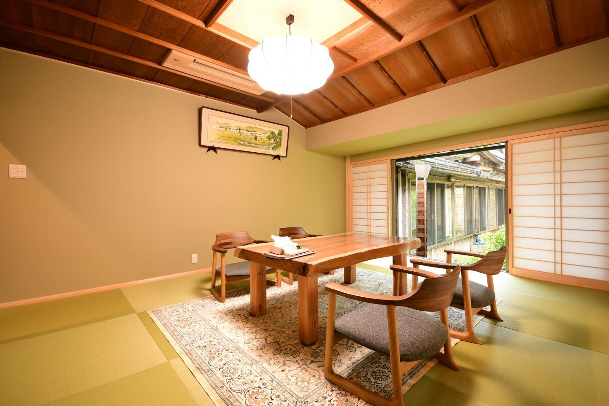 Koyasan Shukubo Yochiin Hotel Bagian luar foto